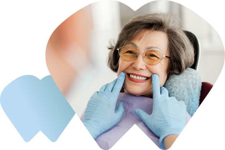 Paciente dental sonriendo